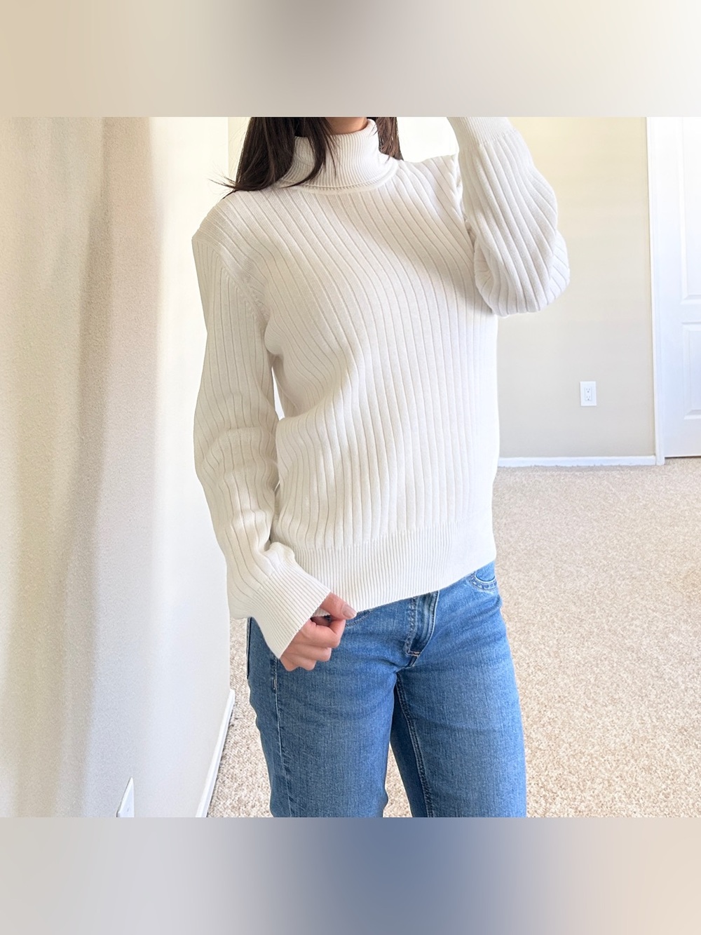 JEANNE PIERRE White Ribbed Turtleneck Sweater